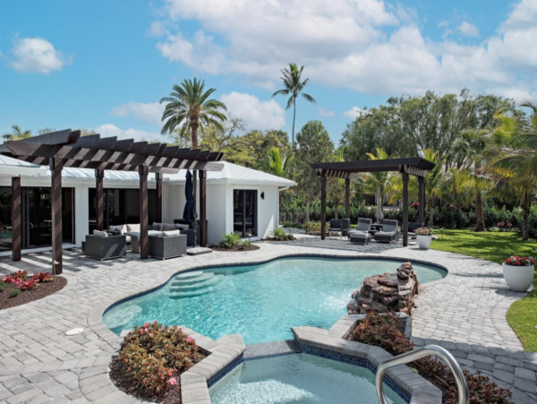 Gorgeous Naples 4 Bedroom Vacation Home